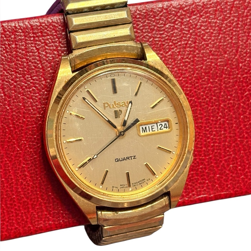 *As is* Vintage Pulsar Men’s Watch Y513-8029 Gold Tone Parts/Repair